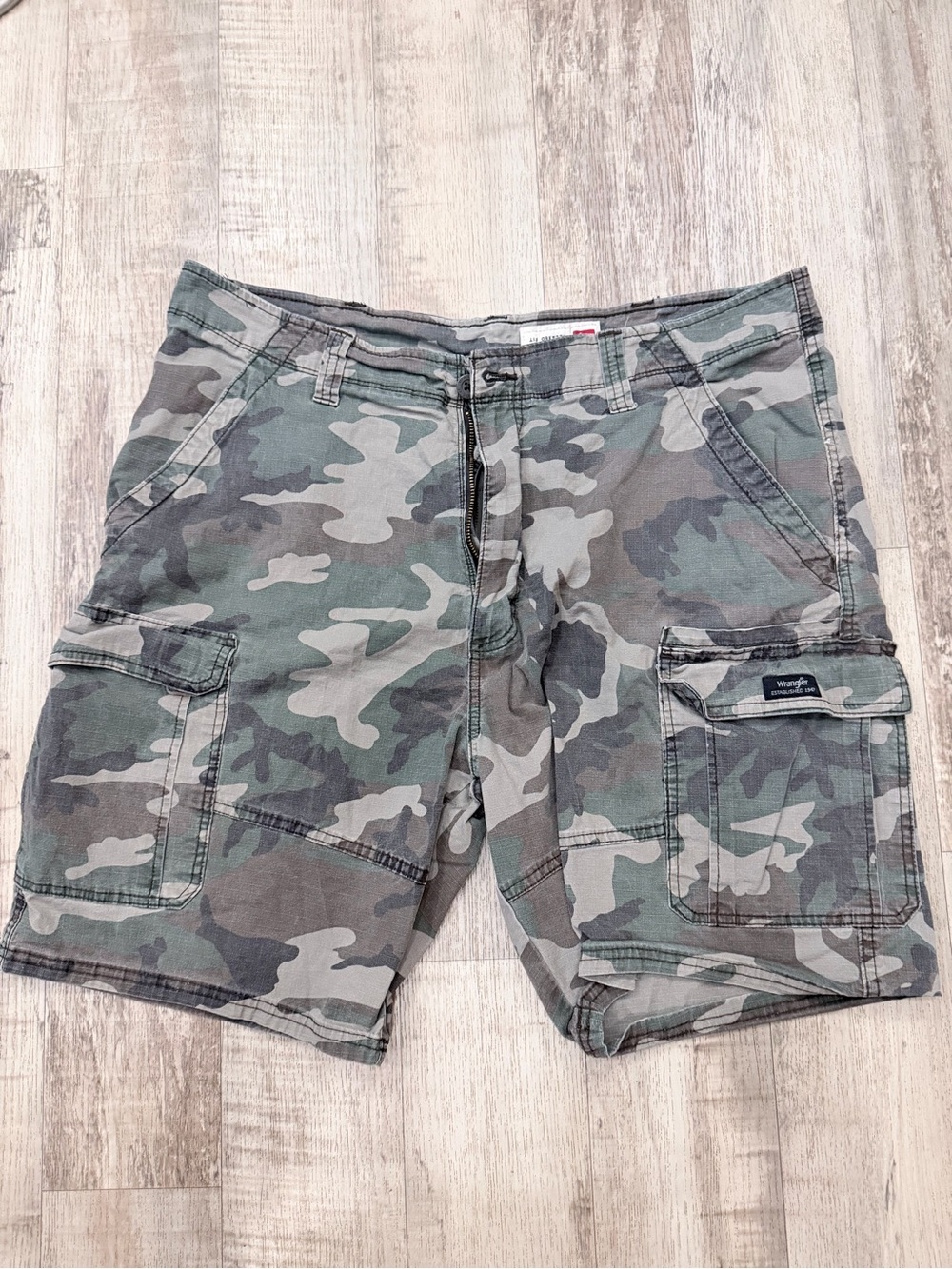 Wrangler- Men's Camo Cargo Shorts -Camouflage